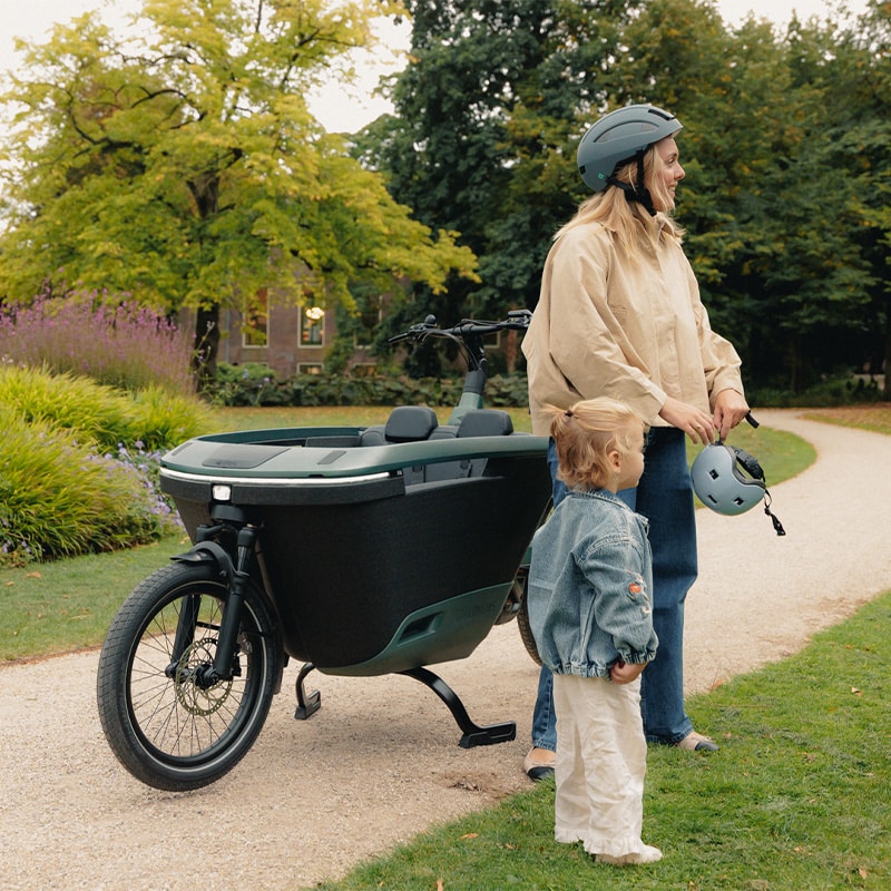 lovens-bakfiets-moeder-kinderen-800x800